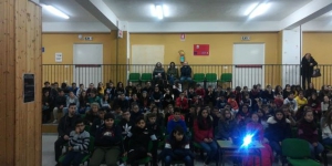 Il Multirischi Arpacal incontra le scolaresche a Parenti e Rogliano