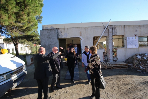 Terza tappa del tour di Oliverio nel cantiere &ldquo;Scuole Sicure 500&rdquo; a Falerna scalo