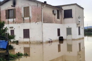 Innalzata l'allerta meteo in Calabria da gialla ad arancione gi&agrave; da oggi