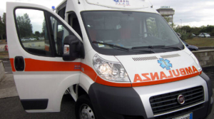 Investito mentre attraversa la strada, anziano muore a Gizzeria