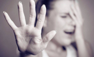 Poliziotte al fianco delle donne vittime di violenza a Vibo Valentia