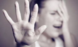 Poliziotte al fianco delle donne vittime di violenza a Vibo Valentia