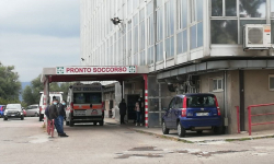 Lavoratori in protesta all&rsquo;ospedale di Polistena