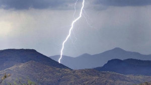 Operaio di Calabria Verde muore colpito da un fulmine nel Catanzarese