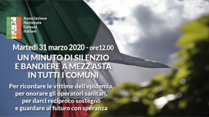 Coronavirus: bandiera a mezz&rsquo;asta sul palazzo di Citt&agrave; a Crotone