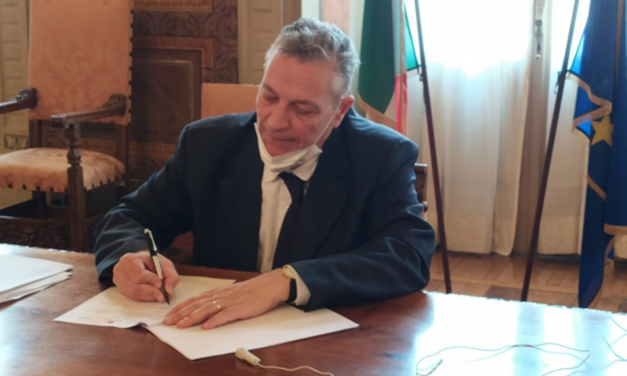 Il benvenuto e gli auguri di buon lavoro al nuovo prefetto di Catanzaro, Enrico Ricci del segretario generale della CGIL Area Vasta Catanzaro-Crotone-Vibo, Enzo Scalese