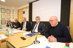 Oliverio al convegno di Confindustria: ''Pi&ugrave; investimenti produttivi, meno assistenzialismo''