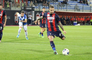 Disastro Crotone, &egrave; il momento pi&ugrave; nero