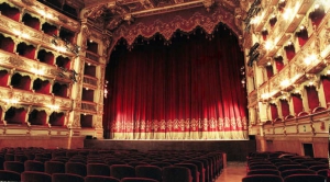 Grandissimo successo per la riapertura del Teatro Grandinetti a Lamezia Terme