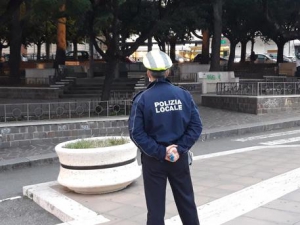 Prorogato stop stazionamento in aree movida Catanzaro