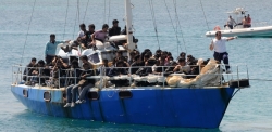 Sbarco nel Crotonese, fermati scafisti