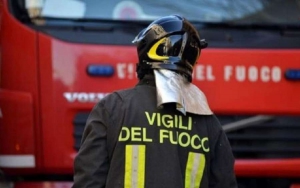 Esplosione in una cascina: morti tre vigili del fuoco, uno &egrave; di Reggio Calabria