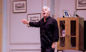 Sold out per Vacantiandu Fest: Biagio Izzo conquista il pubblico tra equivoci e risate