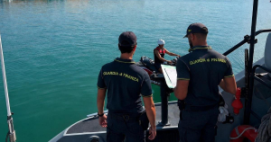 Vacanze sicure per turisti e residenti, controlli in mare e lungo le coste