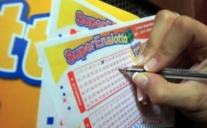 SuperEnalotto: a Vibo Valentia un &ldquo;5&rdquo; da 25 mila euro