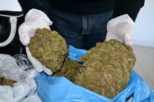 Controlli nella Locride, sequestrati 5 chili di marijuana