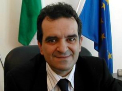 Dimensionamento scolastico Catanzaro, il neo segretario del circolo del Pd di Pontegrande, Tonino Benincasa, incontra il presidente della Provincia di Catanzaro Enzo Bruno