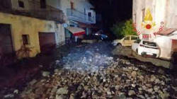 Nubifragio sull&rsquo;Alto tirreno cosentino, allagate case e strade