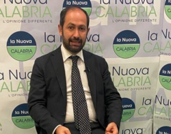 Caso Universit&agrave;, &egrave; il caso che UMG rivendichi l&rsquo;attivazione dei corsi di informatica e di lettere