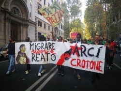 &ldquo;Migrare non &egrave; reato&rdquo;, l&rsquo;Arci Crotone a Roma